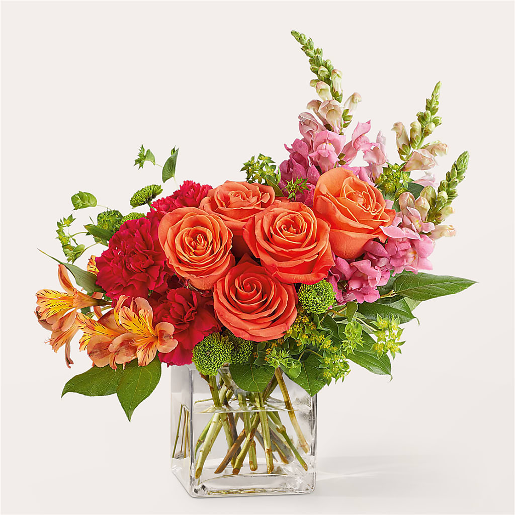 Cosmopolitan Bouquet – Bath County Florist, Owingsville KY