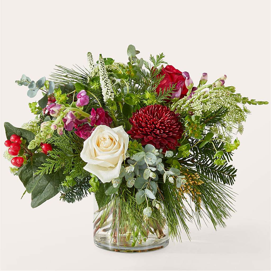 Cranberry Fizz Bouquet – Bath County Florist, Owingsville KY