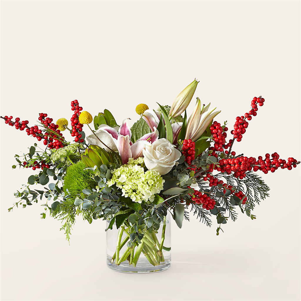 Berry & Bright Bouquet – Bath County Florist, Owingsville KY
