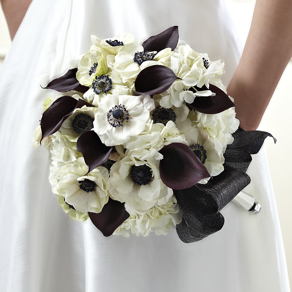 To Have and To Hold Bouquet – Bath County Florist, Owingsville KY
