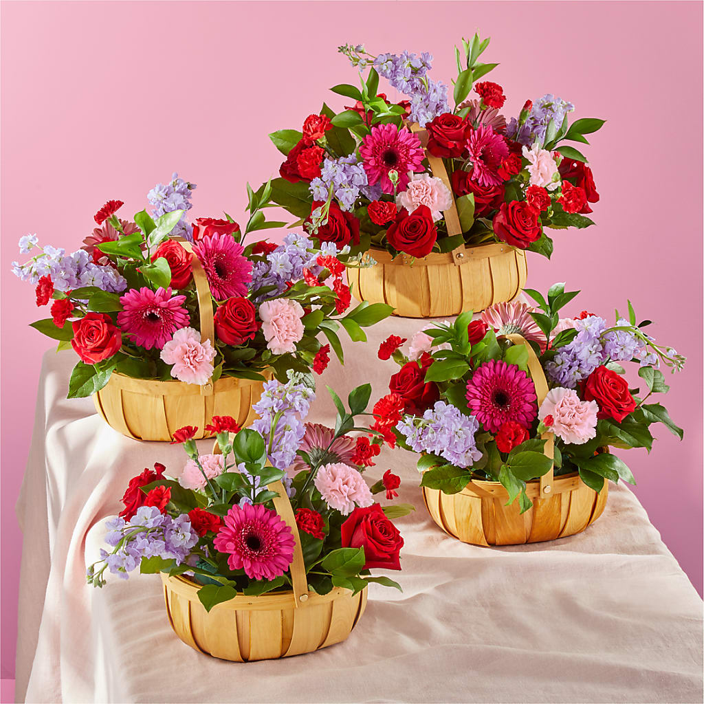Pink Picnic Basket –  Bath County Florist, Owingsville KY