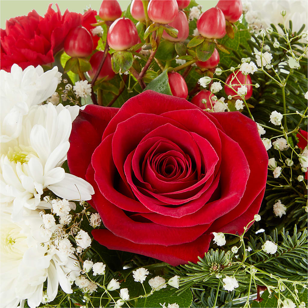 Chance of Flurries Bouquet –  Bath County Florist, Owingsville KY