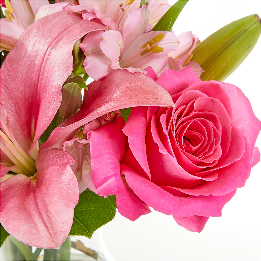Lots of Love Bouquet –  Bath County Florist, Owingsville KY