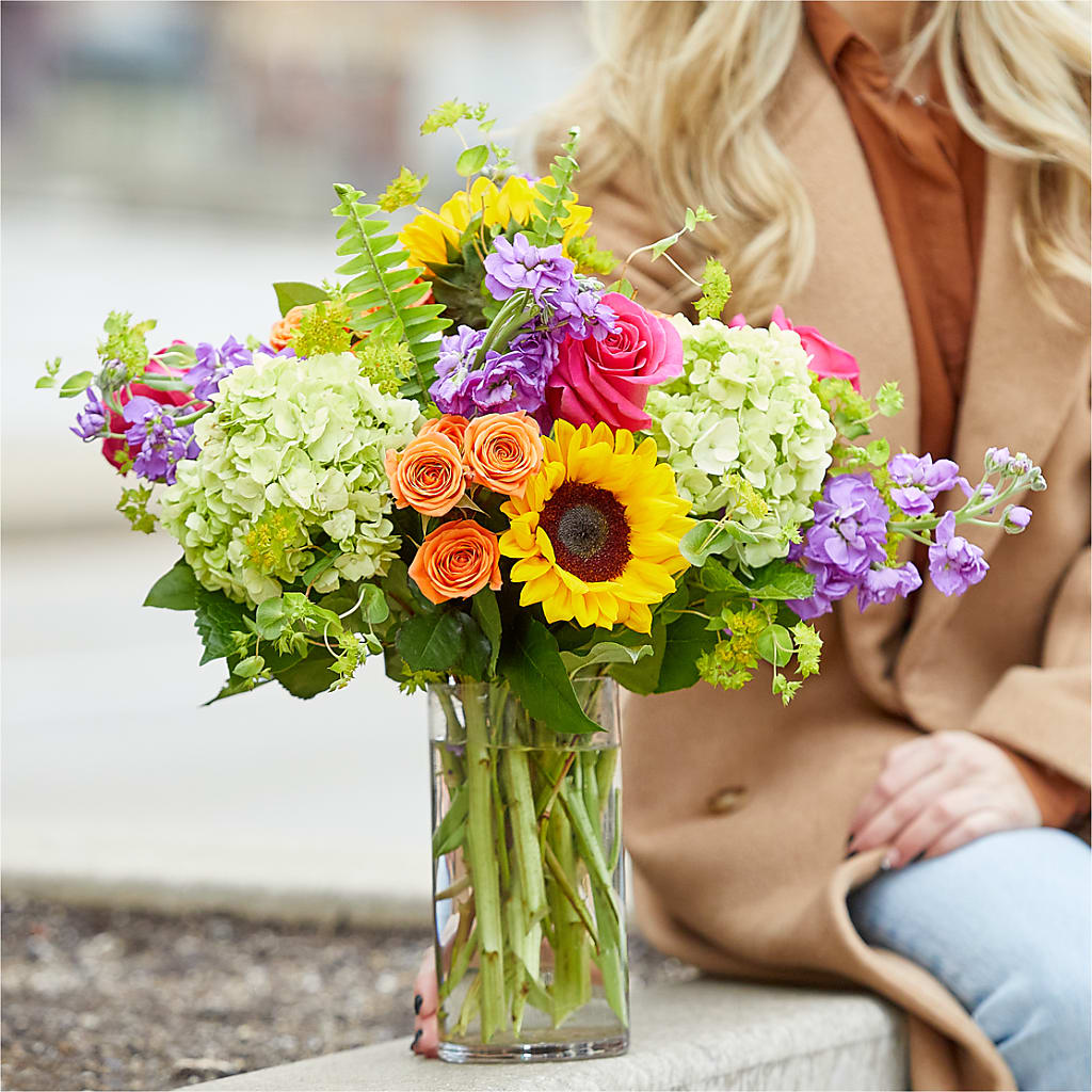 Vibrant Greetings Bouquet –  Bath County Florist, Owingsville KY