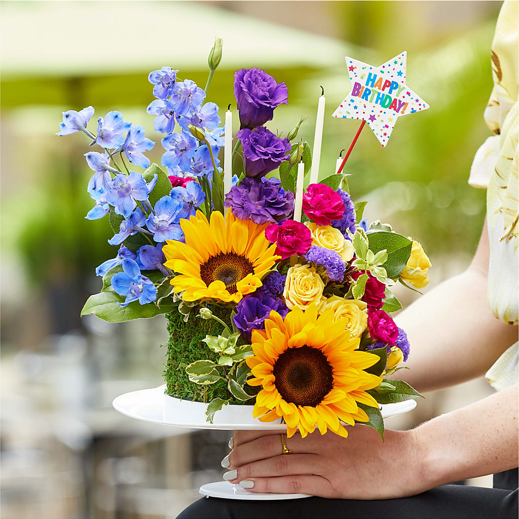 Star of the Day Floral Cake –  Bath County Florist, Owingsville KY
